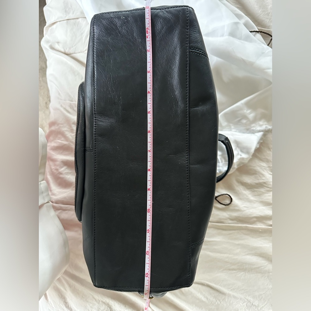 Vintage Coach Black Leather Shoulder Bag - Picture 10 of 12